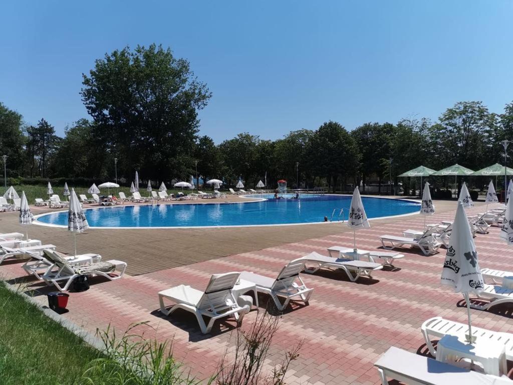 Complex Hotelier Felix - Perla Marii Eforie Nord Buitenkant foto
