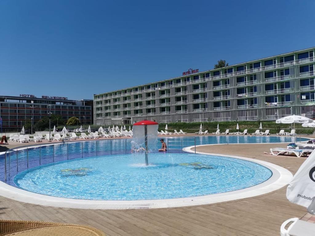 Complex Hotelier Felix - Perla Marii Eforie Nord Buitenkant foto